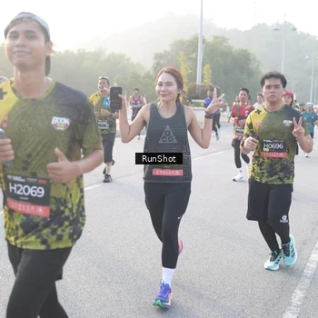 Runner Photo 6829684