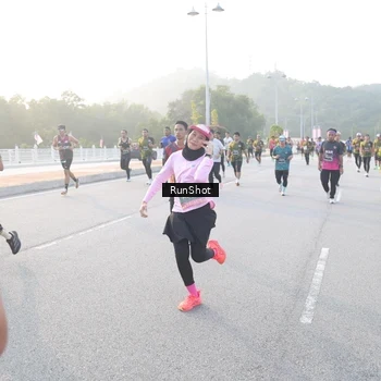 Runner Photo 6829717