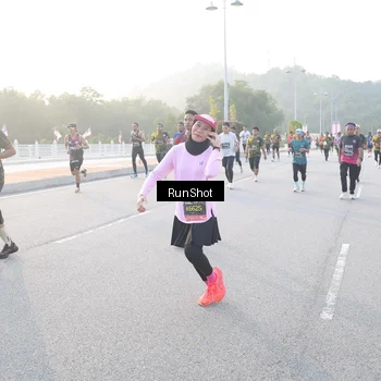 Runner Photo 6829724