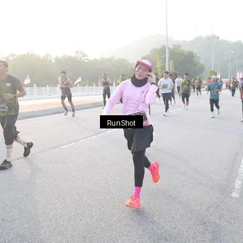 Runner Photo 6829730