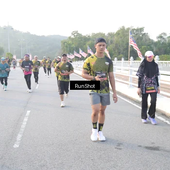 Runner Photo 6829735