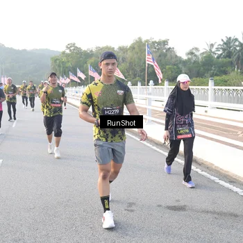 Runner Photo 6829745