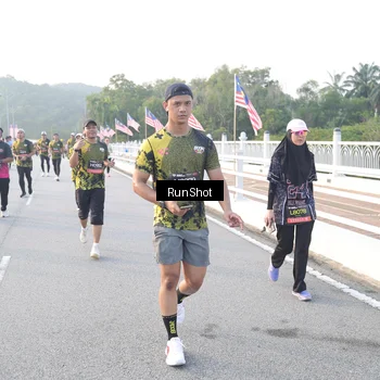 Runner Photo 6829754