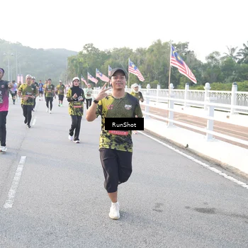 Runner Photo 6829778