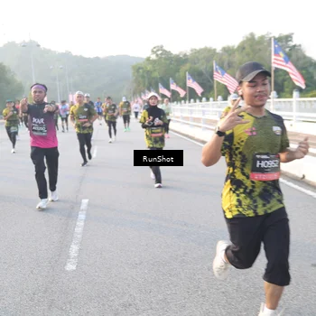 Runner Photo 6829779