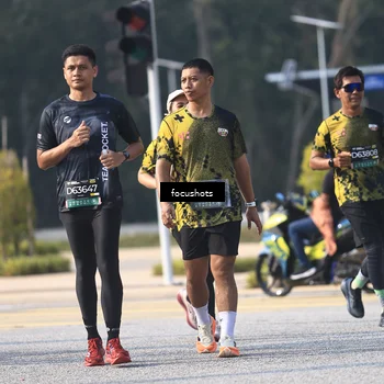 Runner Photo 6829799