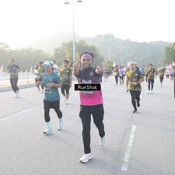 Runner Photo 6829820