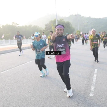 Runner Photo 6829829