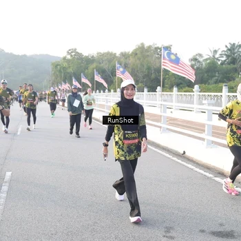 Runner Photo 6829837