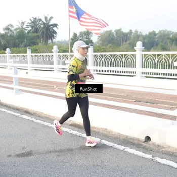 Runner Photo 6829850