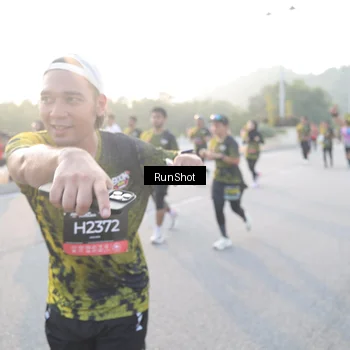 Runner Photo 6829873