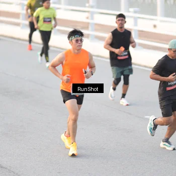 Runner Photo 6829887