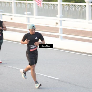 Runner Photo 6829905