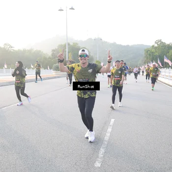 Runner Photo 6829914