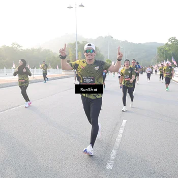 Runner Photo 6829918
