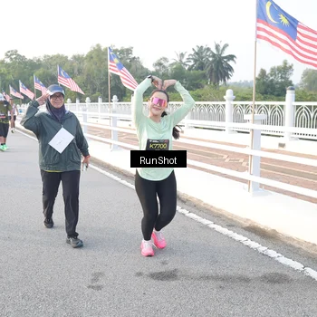 Runner Photo 6829943