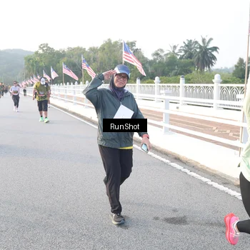 Runner Photo 6829957