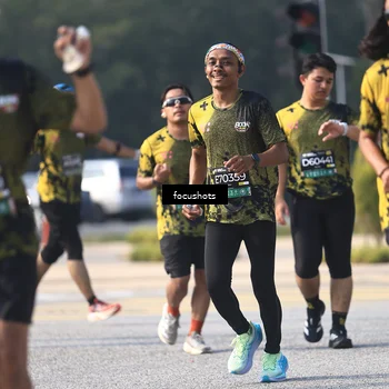 Runner Photo 6830003