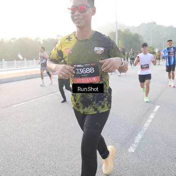 Runner Photo 6830029
