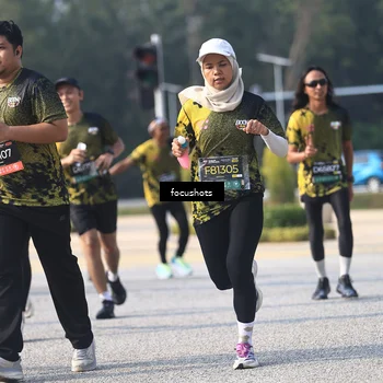 Runner Photo 6830035
