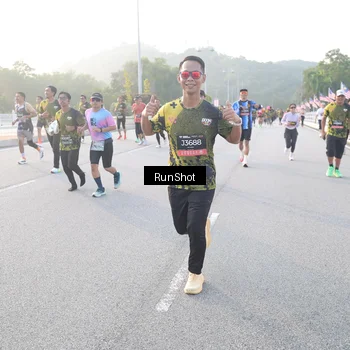 Runner Photo 6830048