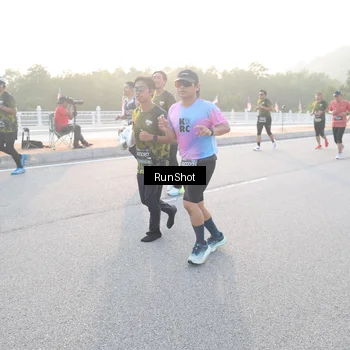 Runner Photo 6830049
