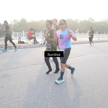 Runner Photo 6830053