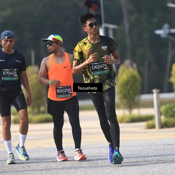 Runner Photo 6830090