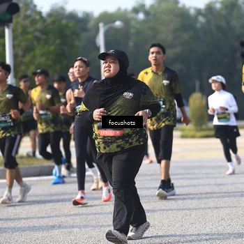 Runner Photo 6830102