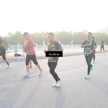 Runner Photo 6830148