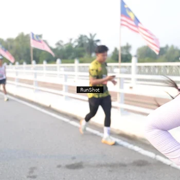 Runner Photo 6830157