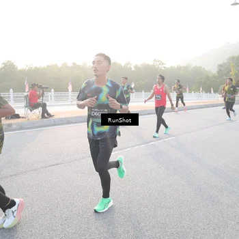 Runner Photo 6830168