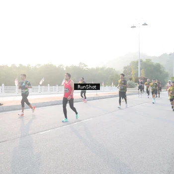 Runner Photo 6830183