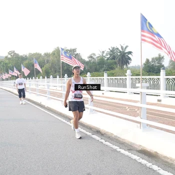 Runner Photo 6830192