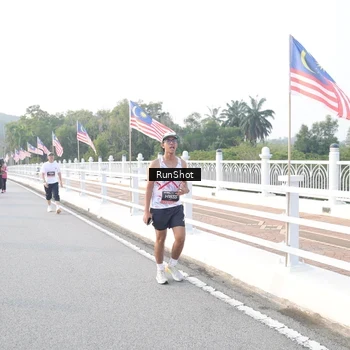 Runner Photo 6830198