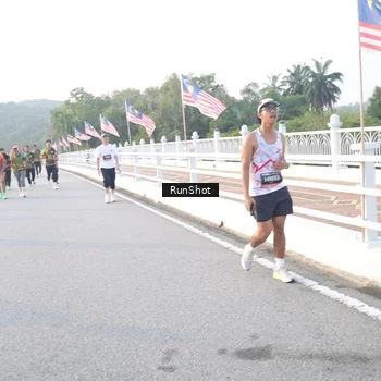 Runner Photo 6830205