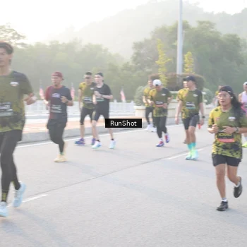 Runner Photo 6830212