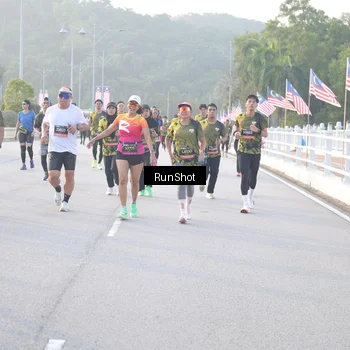 Runner Photo 6830227