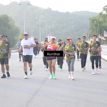 Runner Photo 6830235