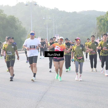 Runner Photo 6830239