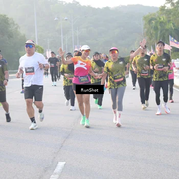 Runner Photo 6830255