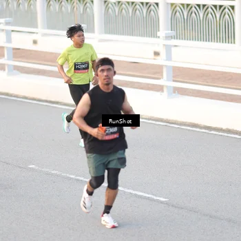 Runner Photo 6830283
