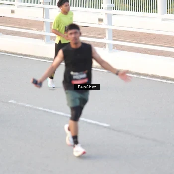 Runner Photo 6830329