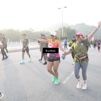 Runner Photo 6830342