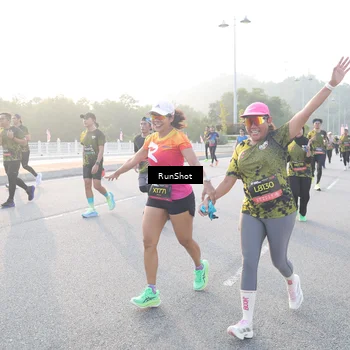 Runner Photo 6830346