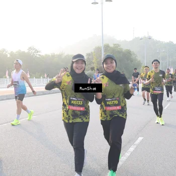Runner Photo 6830373