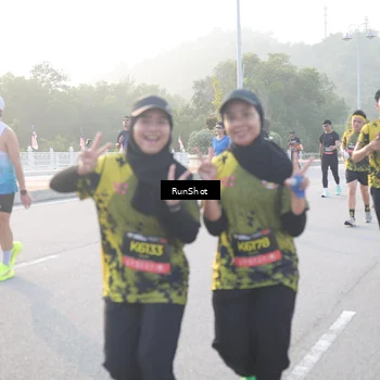 Runner Photo 6830374