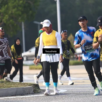 Runner Photo 6830391