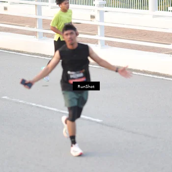 Runner Photo 6830397