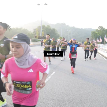 Runner Photo 6830423
